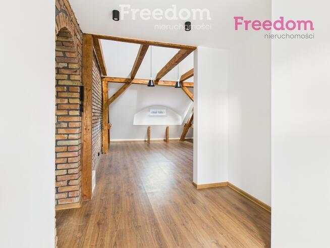 Klimatyczne mieszkanie na poddaszu w kamienicy