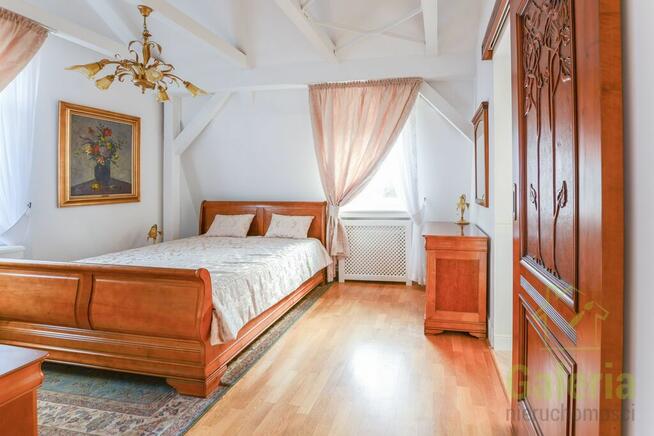 Apartament z tarasem z widokiem na morze.