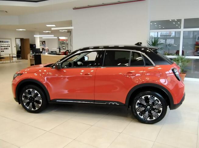 Fiat 600 1.2DCT 110KM La Prima pomarańczowy z czarnym dachem