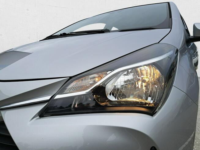 Toyota Yaris Ekonomiczny hatchback do miasta !