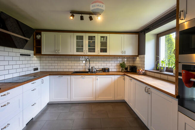 Przepiękny dom z ogrodem na sprzedaż!