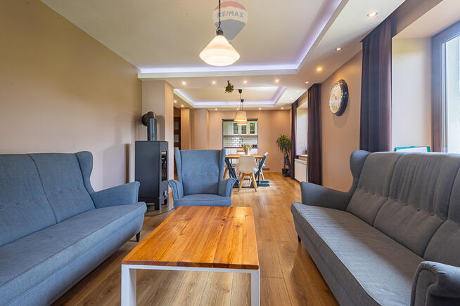 Przepiękny dom z ogrodem na sprzedaż!