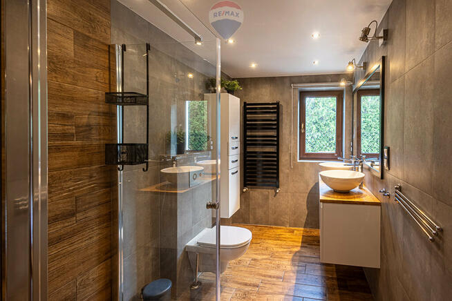 Przepiękny dom z ogrodem na sprzedaż!