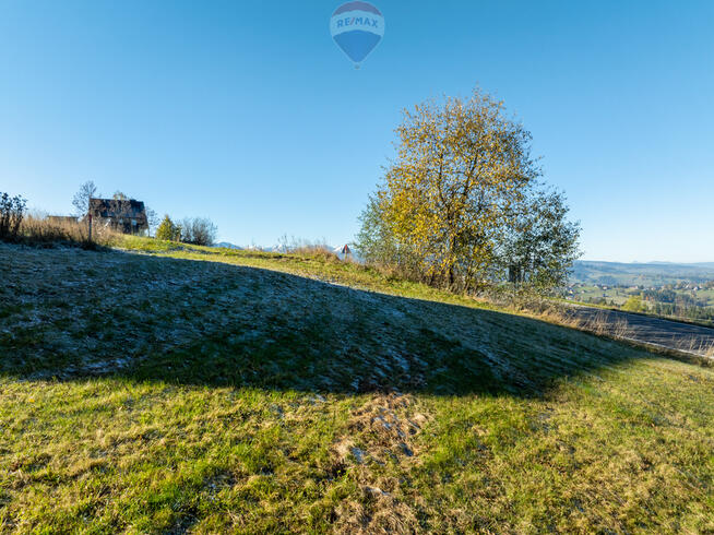 Działka widokowa przy drodze gminnej Sierockie