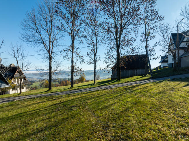 Działka widokowa przy drodze gminnej Sierockie