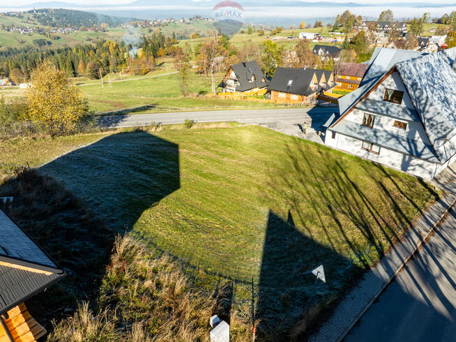 Działka widokowa przy drodze gminnej Sierockie