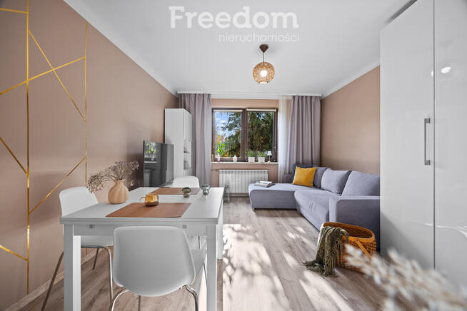 Bronisławów gm. Prażmów mały domek pod Warszawą