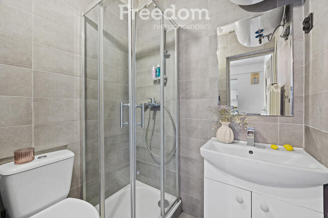 Bronisławów gm. Prażmów mały domek pod Warszawą