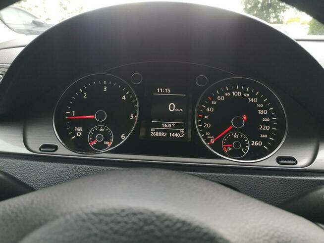 Volkswagen Passat 2.0 TDI 140KM Klimatronic Tempomat Nawi Alu Kamera Gwarancja