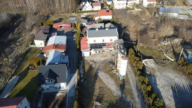 budynek handlowo-usługowo-mieszkalny w Stopnicy