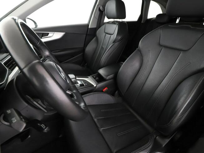 Audi A4 Niski przebieg DSG Skóra Navi Czujniki parkowania Klimatyzacja