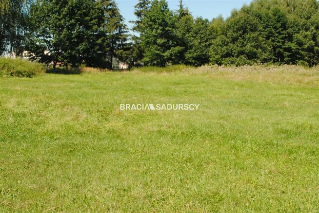 Działka usługowa Gdów