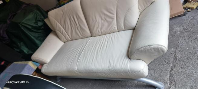 Piękna sofa skórzana w bardzo dobrym stanie