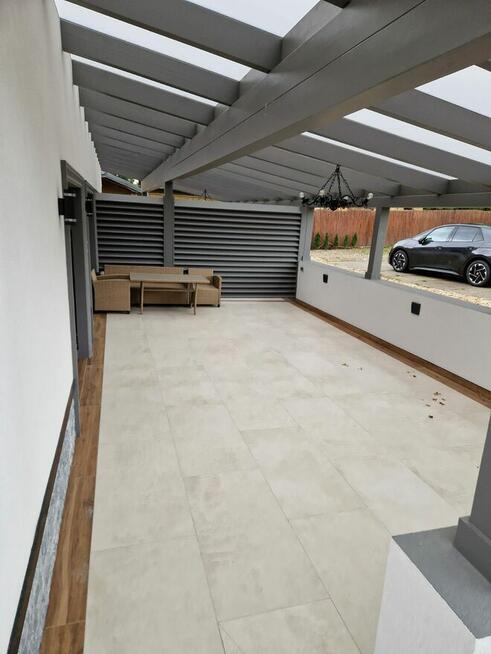 Nowe mieszkanie z dużym tarasem (01)