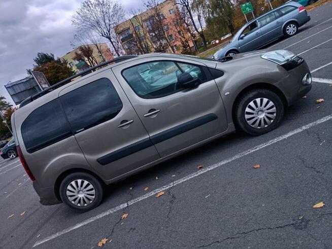 Fajny i sprawny CITROEN BERLINGO z roku 2012
