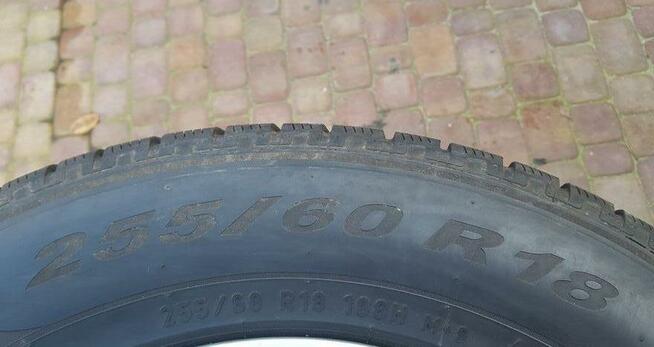Opony zimowe Pirelli 255/60/18 108H 3szt