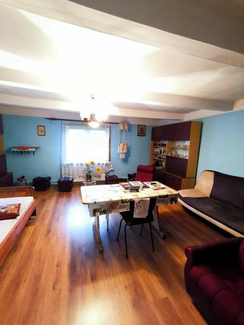 Dom drewniany z budynkami gospodarczymi – Kuryłówka