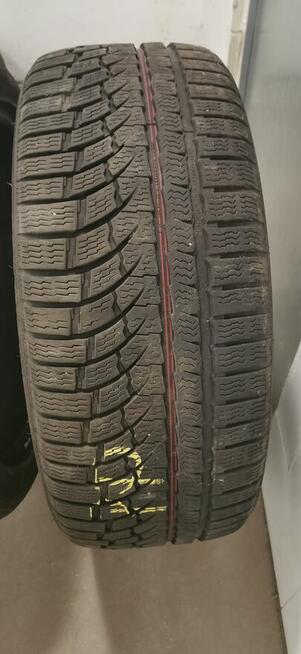 Sprzedam opony zimowe NOKIAN PREMIUM 225/45R19 WR A4