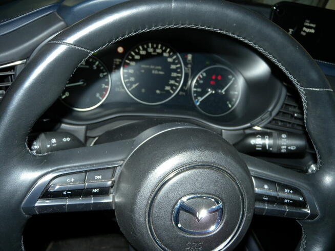 sprzedam samochód Mazda CX 30