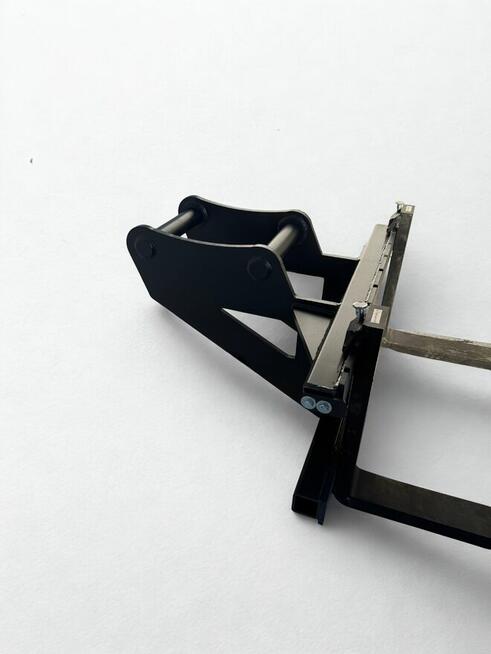 Widły do koparki 14-20t