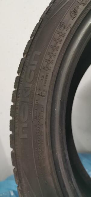 Sprzedam opony zimowe NOKIAN PREMIUM 225/45R19 WR A4