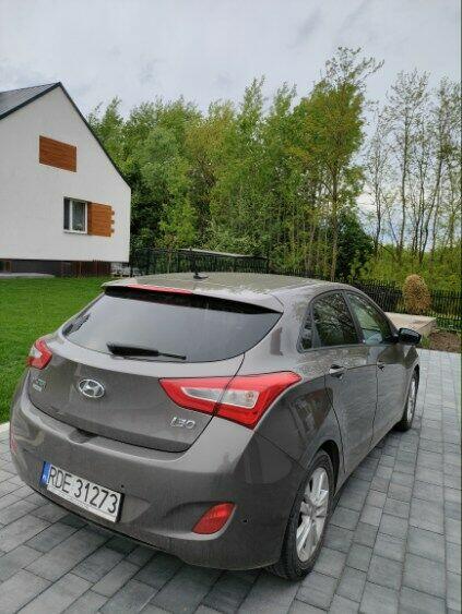 Hyundai i30 1.6 CRDI, NAVI, LED, bogata wersja