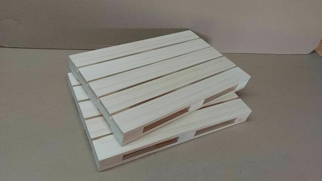 Mini paleta drewniana NIE SKLEJKA 25x39cm drewno z drewna