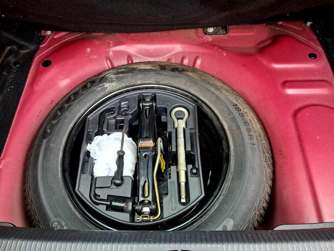 Peugeot 207 1.4 benz 88km