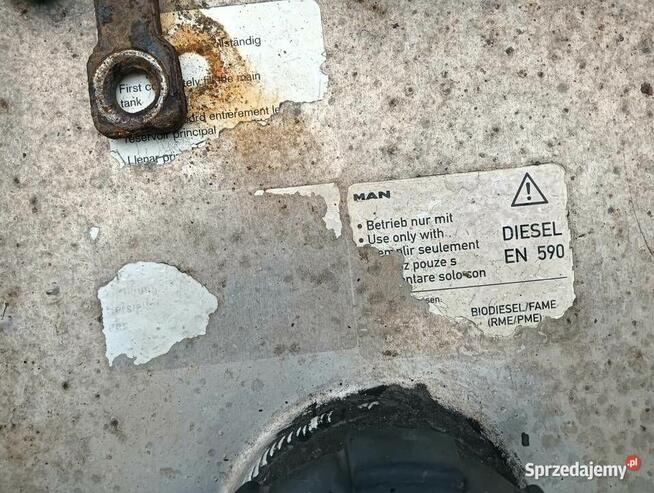 Zbiornik paliwa MAN 590L - rok 2018 - stan bardzo dobry kpl