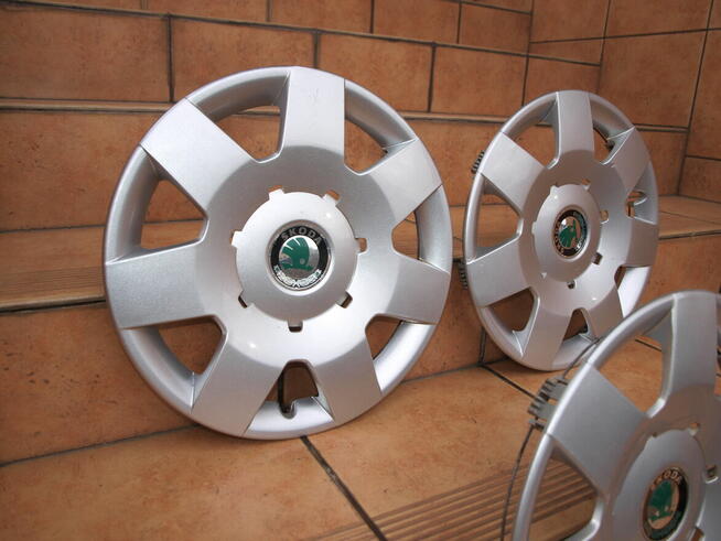 Skoda kołpaki 14 oryginalne (komplet 4 sztuki)