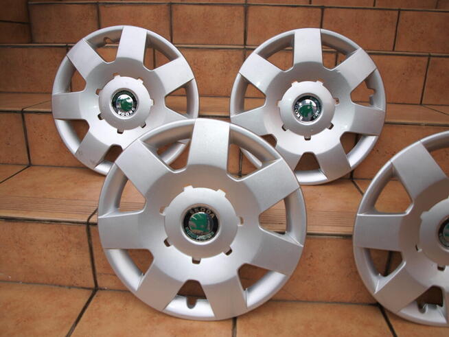 Skoda kołpaki 14 oryginalne (komplet 4 sztuki)