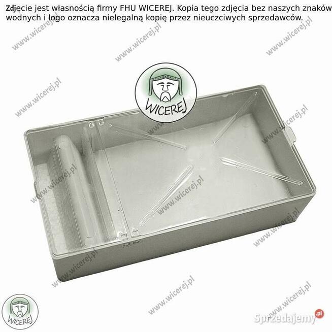 Podkarmiaczka skrzynkowa plastikowa 600ml tj.1kg na syrop