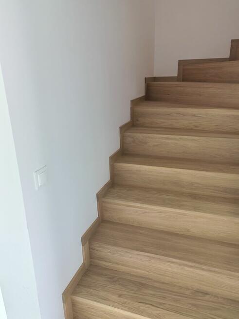 Parkiety, schody , meble dębowe