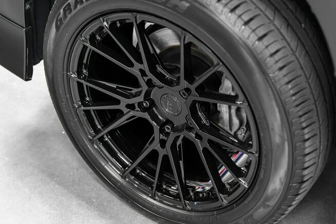 Lexus LX570 5.7 V8 Omotenashi. Gwarancja. Salon PL. Bezwypadkowy. 15 tys km.