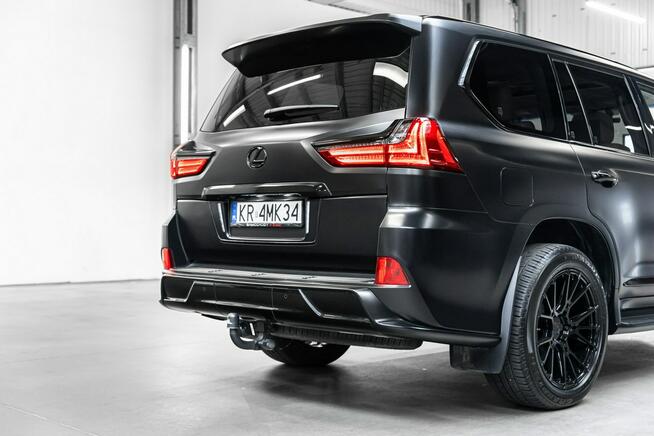 Lexus LX570 5.7 V8 Omotenashi. Gwarancja. Salon PL. Bezwypadkowy. 15 tys km.