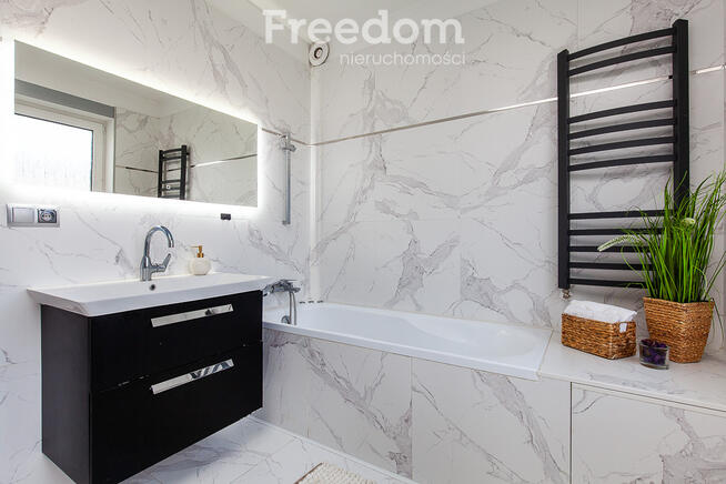 Dom gotowy do wprowadzenia - Różyny