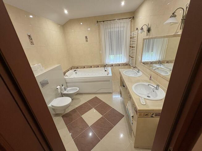 Dom 155 m² Piaseczna Górka – ogród, garaż