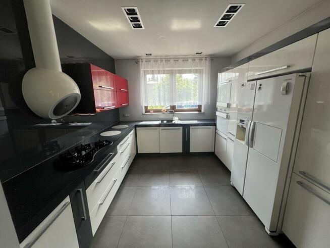 Dom 176 m² z garażem i tarasem – Kielce, Zalesie