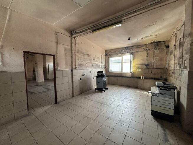 Budynek handlowo-usługowy 290 m², Pińczów