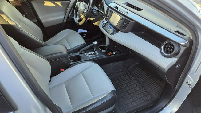 Toyota RAV-4 2.5 Hybrid Skóra Navi PDC Hand FreeEl. Klapa Serwis Kamera!