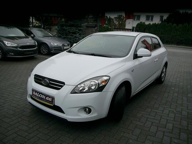 Kia Cee'd 1.6b zwykły silnik Stan b.dobry bezwypadkowy z Niemiec Gwarancja 12mc