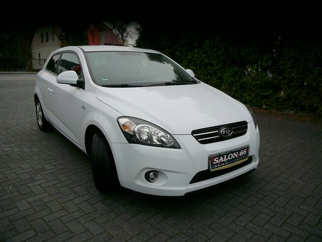 Kia Cee'd 1.6b zwykły silnik Stan b.dobry bezwypadkowy z Niemiec Gwarancja 12mc