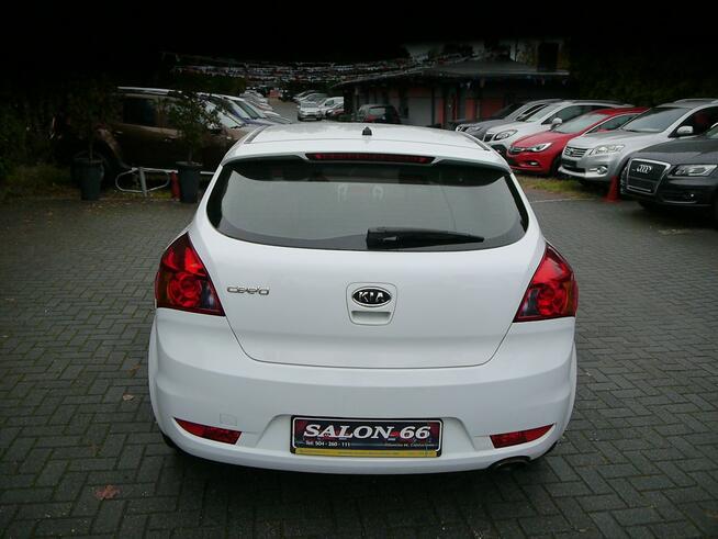 Kia Cee'd 1.6b zwykły silnik Stan b.dobry bezwypadkowy z Niemiec Gwarancja 12mc