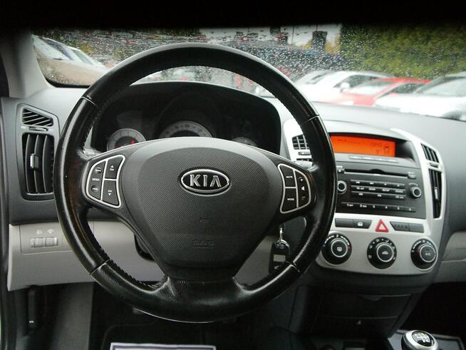 Kia Cee'd 1.6b zwykły silnik Stan b.dobry bezwypadkowy z Niemiec Gwarancja 12mc