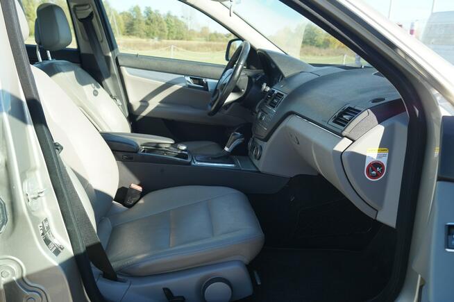 Mercedes C 320 AVANTGARDE C320 DIESEL 224KM AUTOMAT PANORAMA SKÓRA