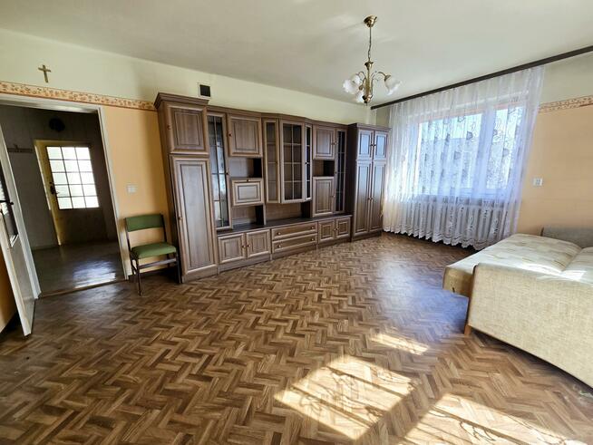 Dom Kielce Wietrznia, Bąkowa