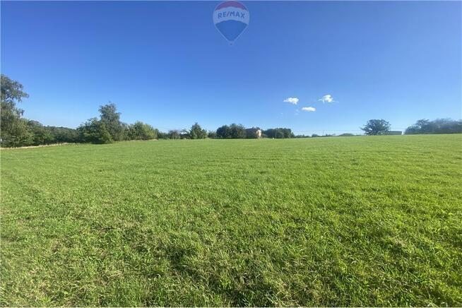 Działka pod dom z funkcją usługową