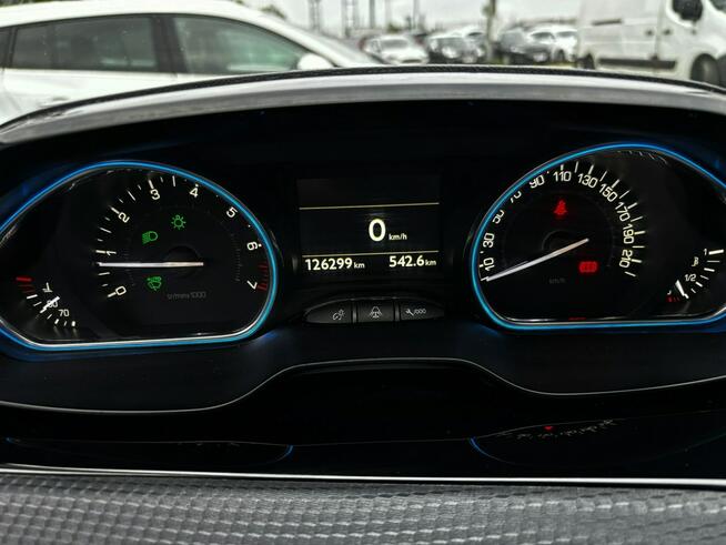 Peugeot 2008 1.2 benzyna Allure 110KM PANORAMA skóra NAVI led PDC 2018