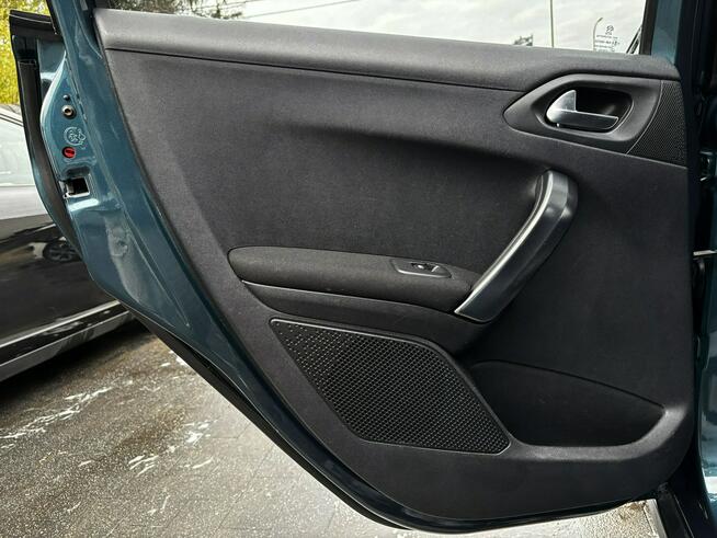 Peugeot 2008 1.2 benzyna Allure 110KM PANORAMA skóra NAVI led PDC 2018