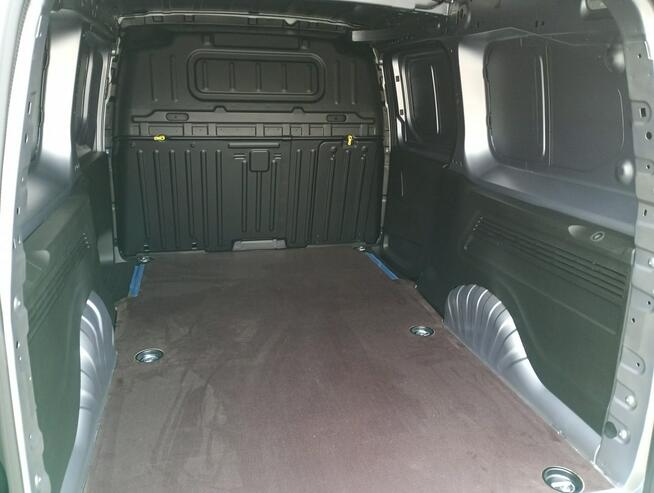 Peugeot Partner furgon long 950 kg BlueHDi 130 Km M6 od ręki